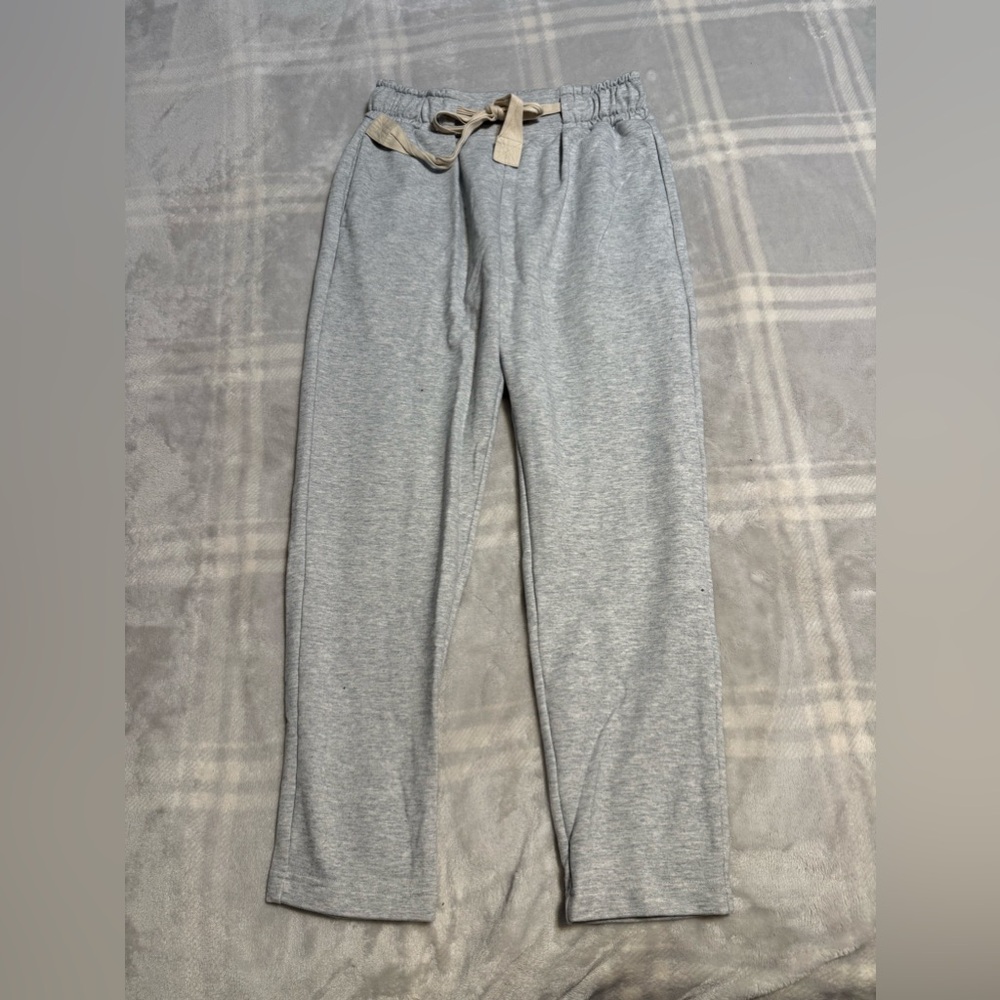 Fabletics sweatpants